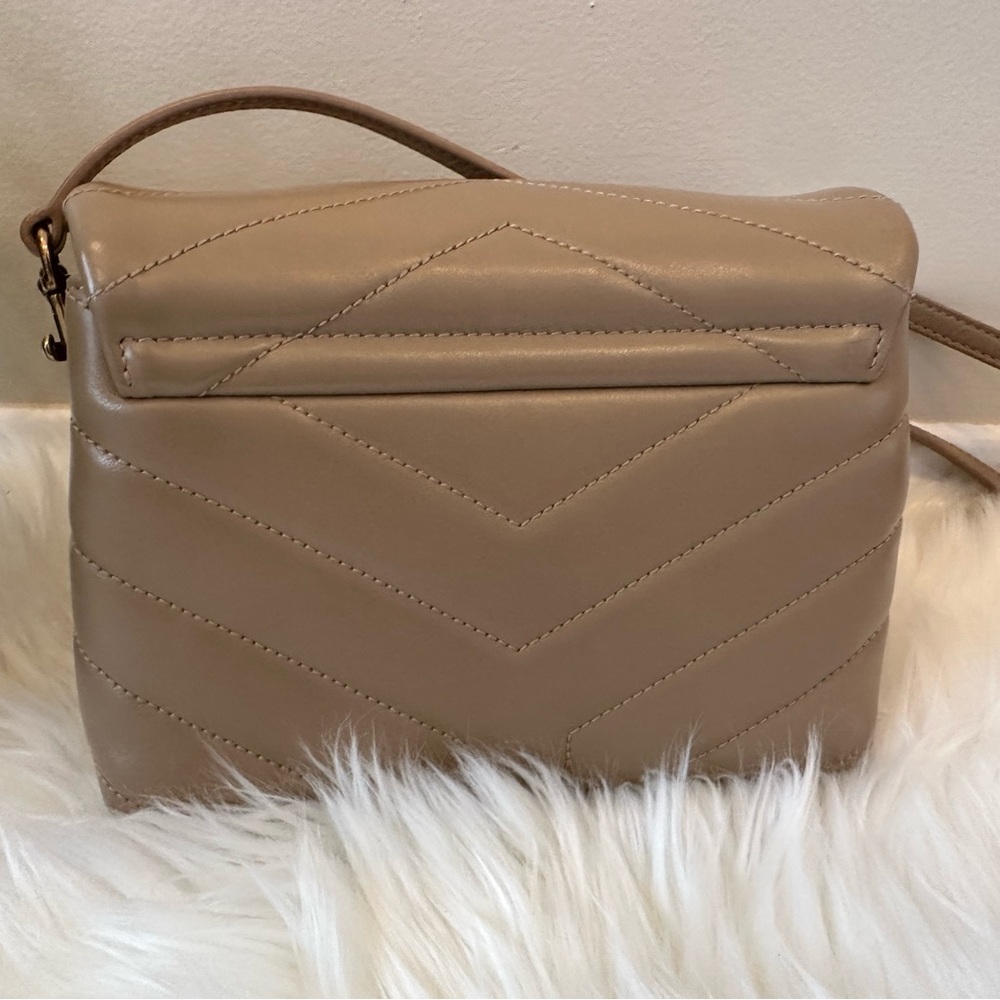 Yves Saint Laurent Tan Quilted Leather Shoulder Bag - Picture 3 of 7
